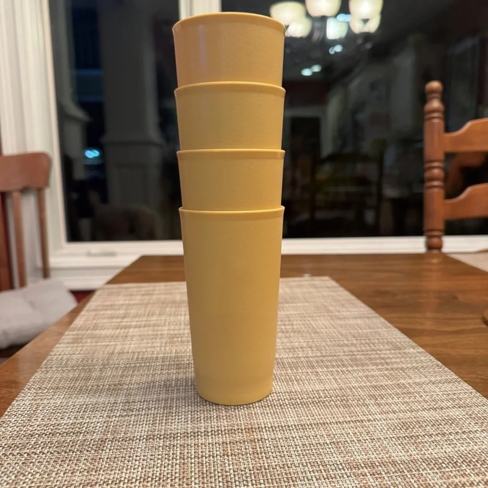 4 Vintage Tupperware Harvest Gold Yellow Tumblers Set 12oz look new